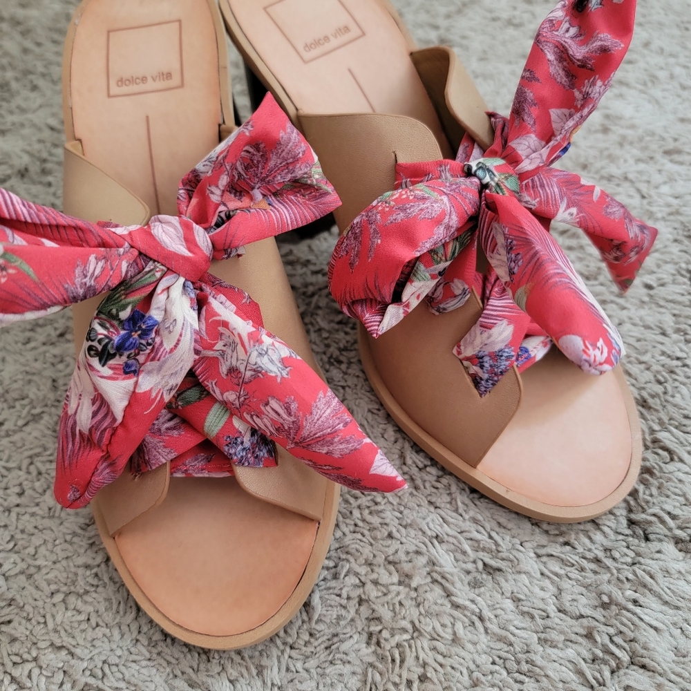 New Dolce Vita Aleeya Block Heels‎ High Heel Leather Sandals Floral Size 10 M - Picture 2 of 14
